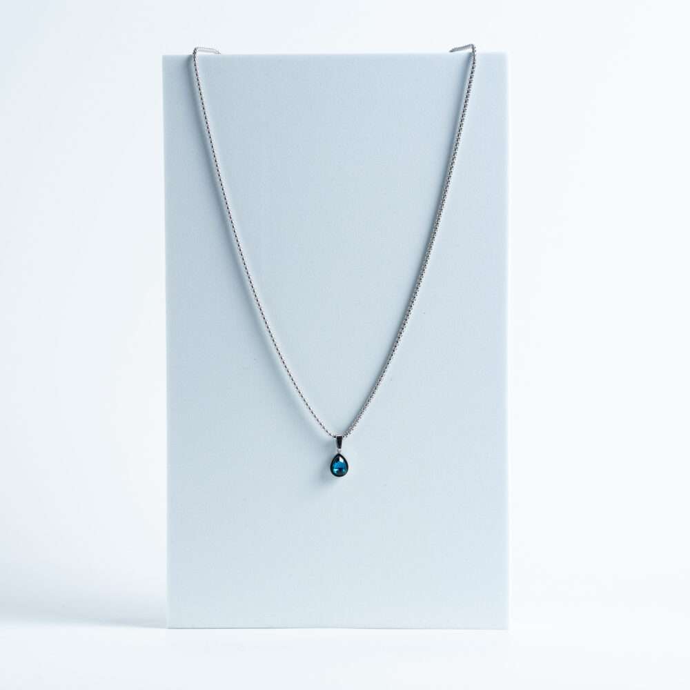 Silver Blue Teardrop Pendant Necklace