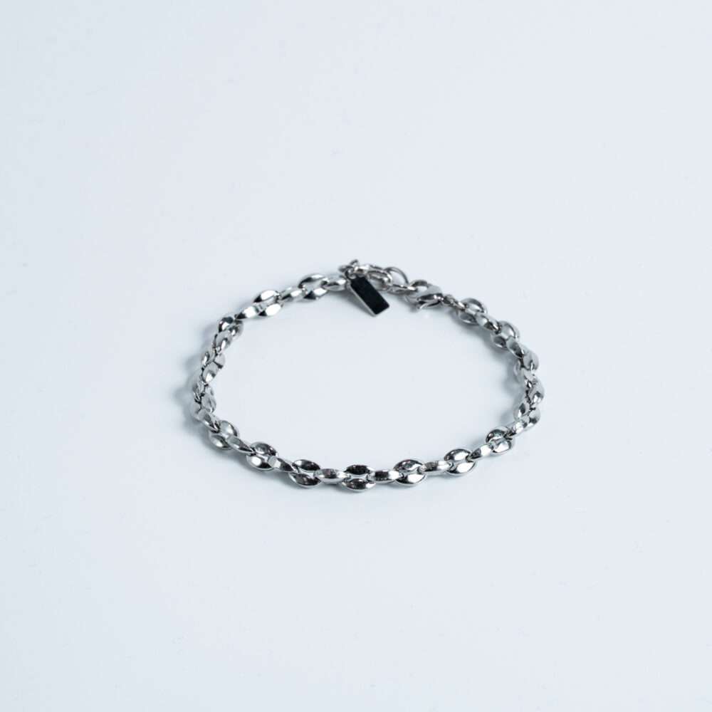 Silver Interlocking Link Bracelet